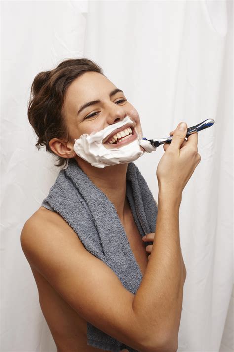 Women shaving face. Things To Know About Women shaving face. 